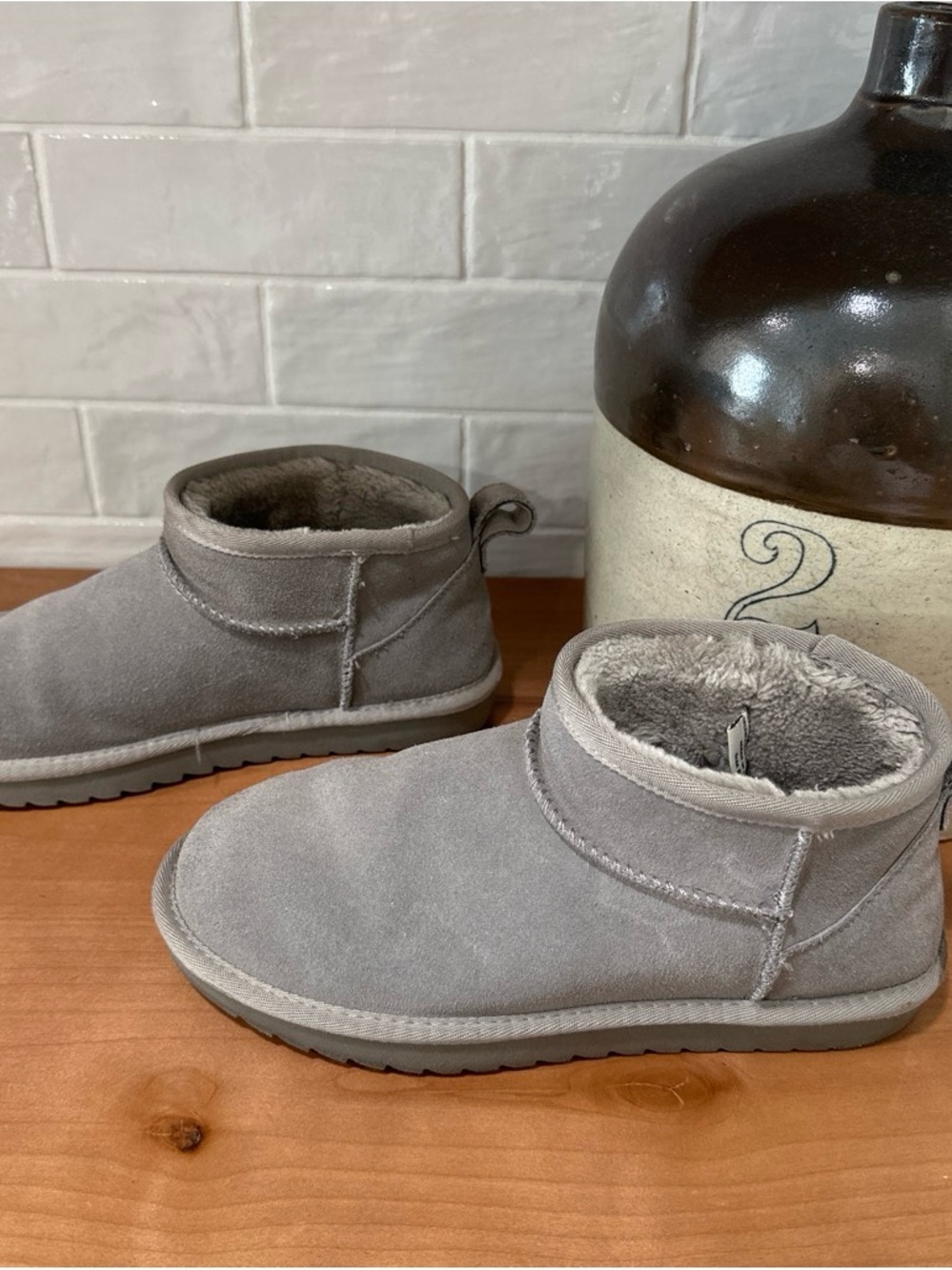 Women's Short Plush-Lined Winter Boot in Light Gray